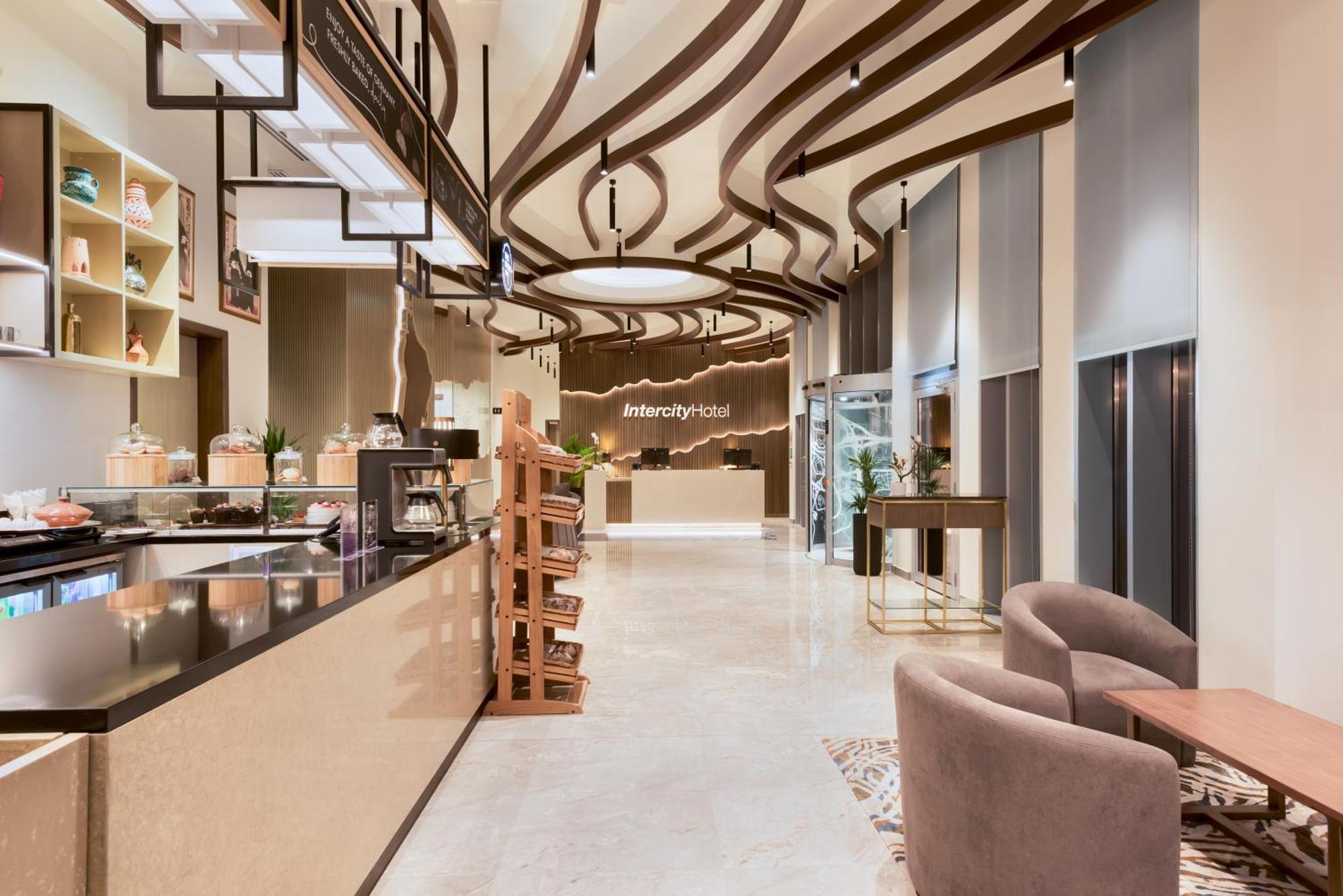 Intercityhotel Bawshar Muskat Bagian luar foto