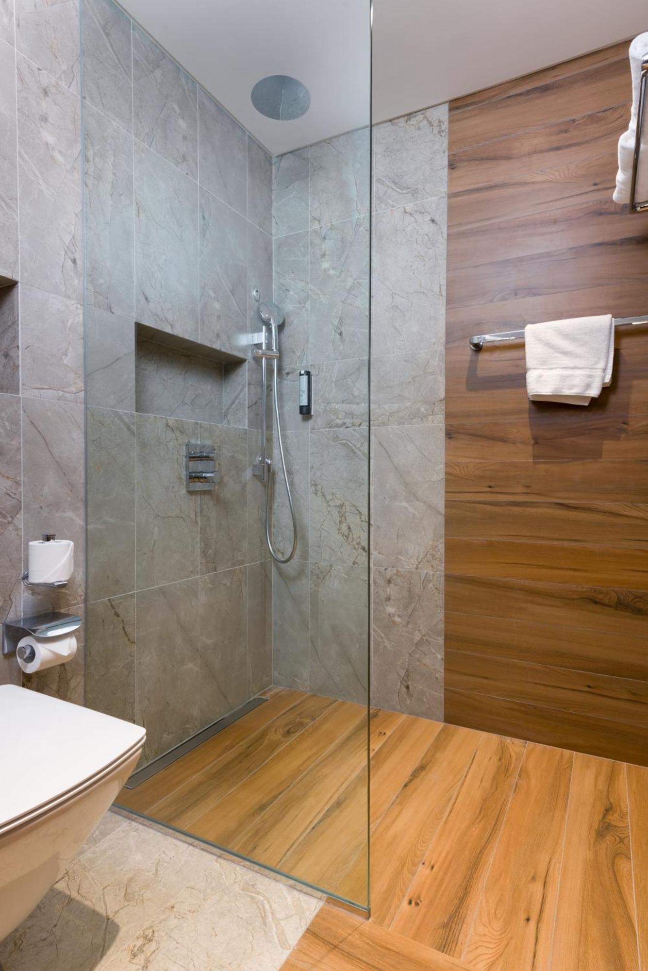 Intercityhotel Bawshar Muskat Bagian luar foto
