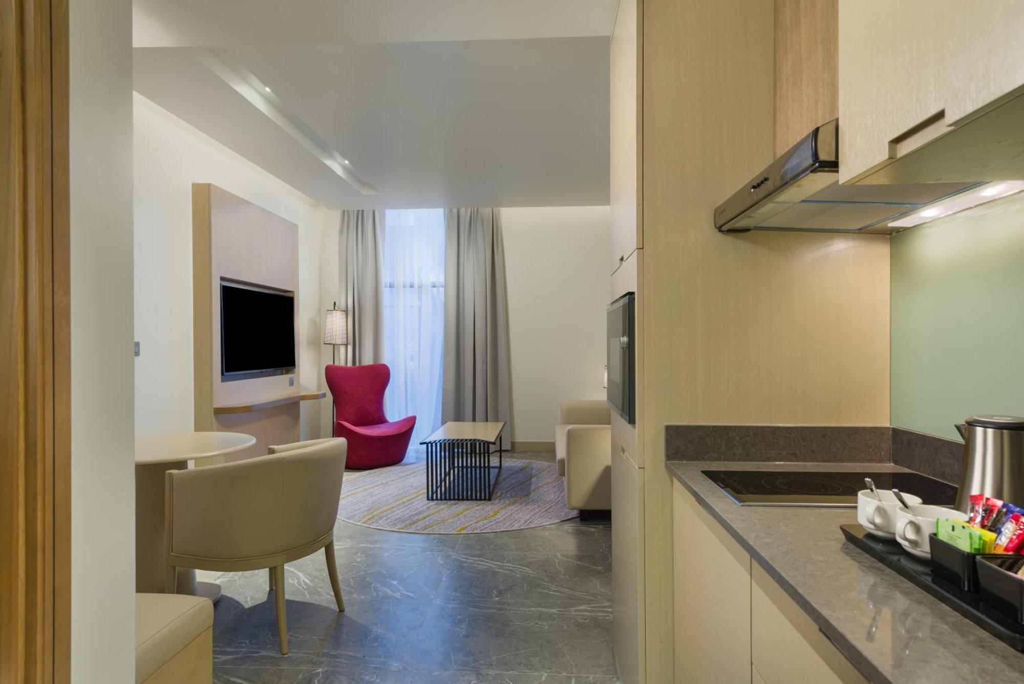 Intercityhotel Bawshar Muskat Bagian luar foto